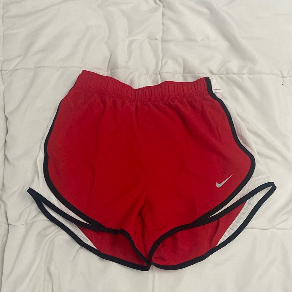BRAND NEW Nike Tempo
Women's Brief-Lined Running Shorts